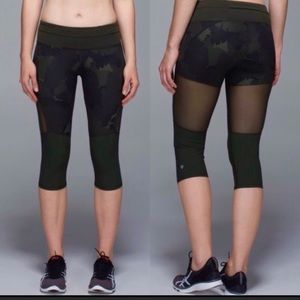Camp lululemons crop sz 4